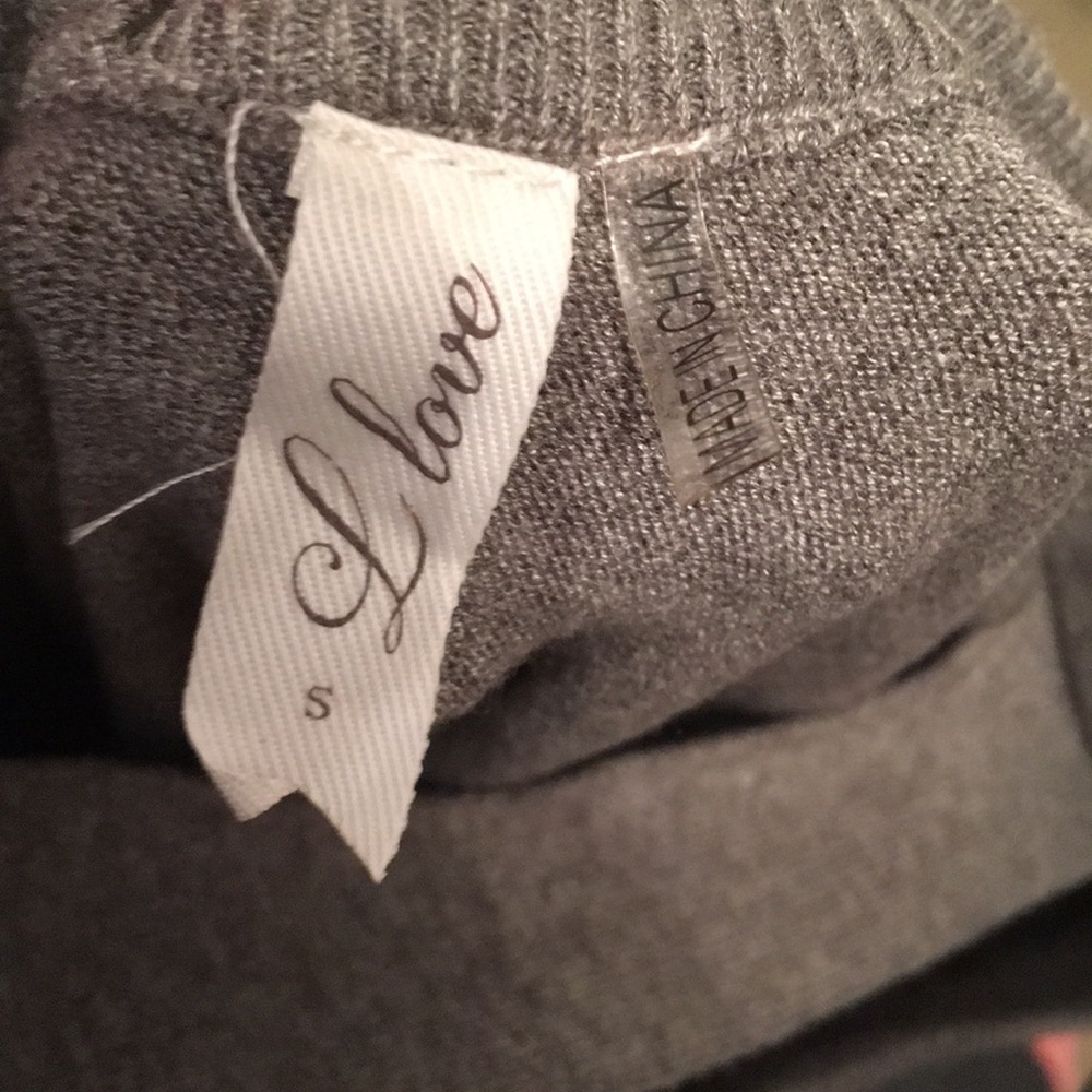 Grey Sweater with Lace - Picture 5 of 5